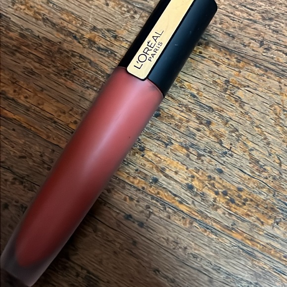 🎉🍒Adored Loreal Rouge Signature Matte Lipstick - Picture 8 of 8